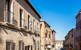 Dobo Azacanes Hostal